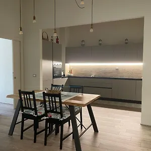  Appartamento In Centro Storico. Italia